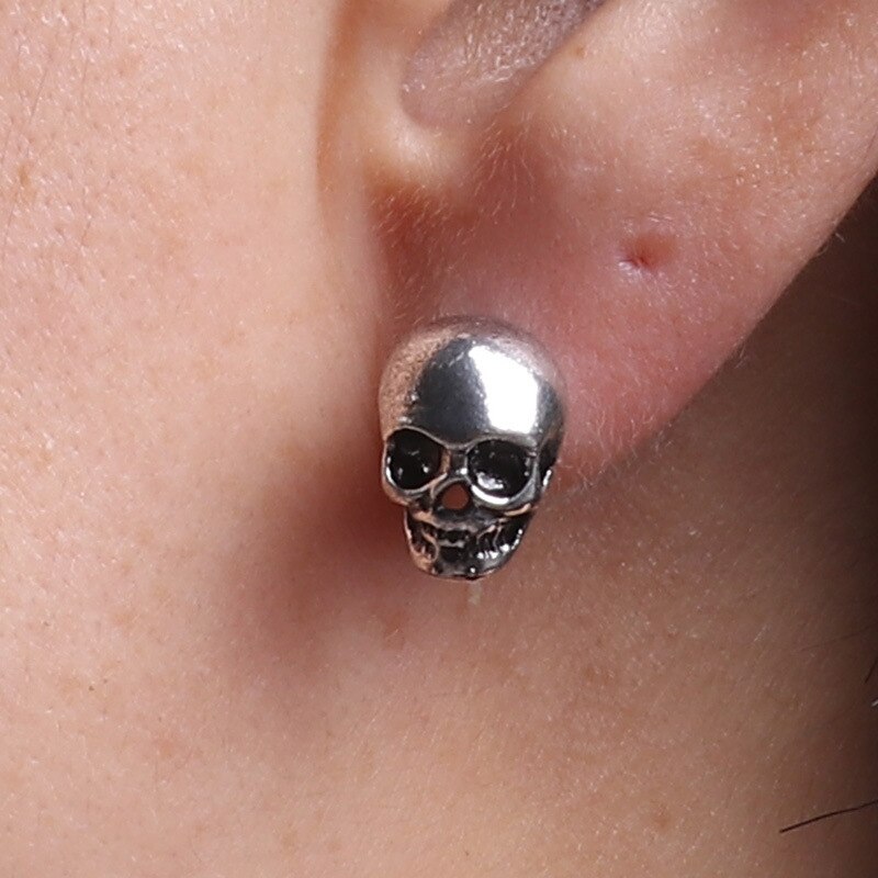 Men’s skull stud earrings