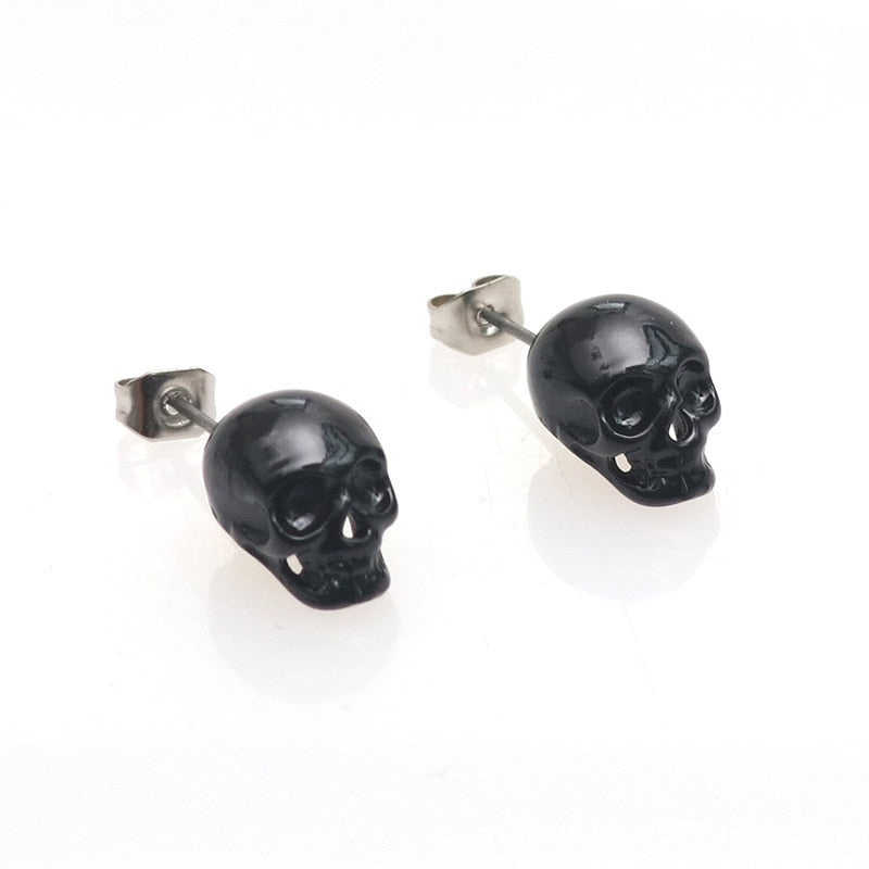 Men’s black skull stud earrings