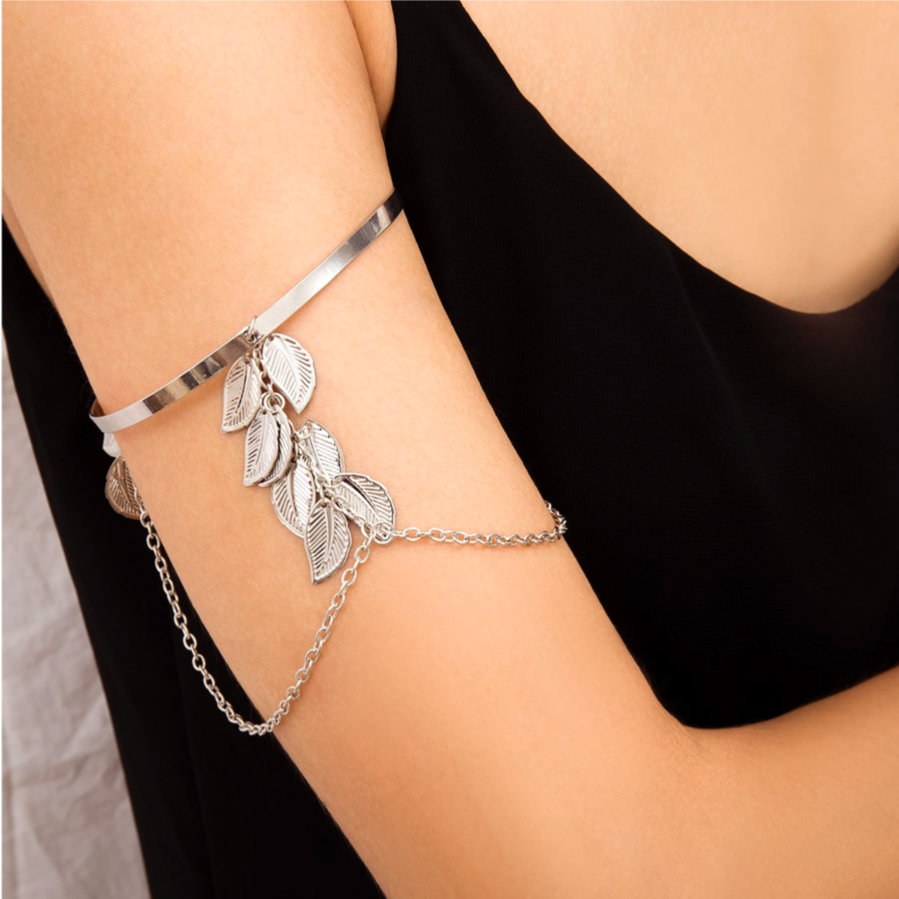 Women’s arm cuff