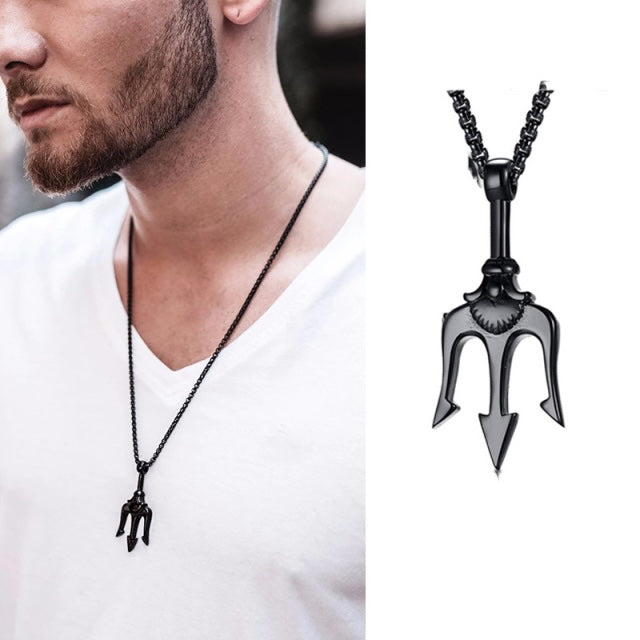 Men black triton necklace