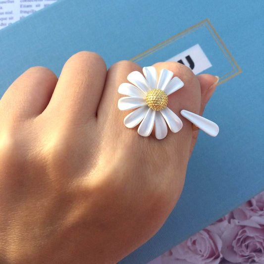 Daisy Ring