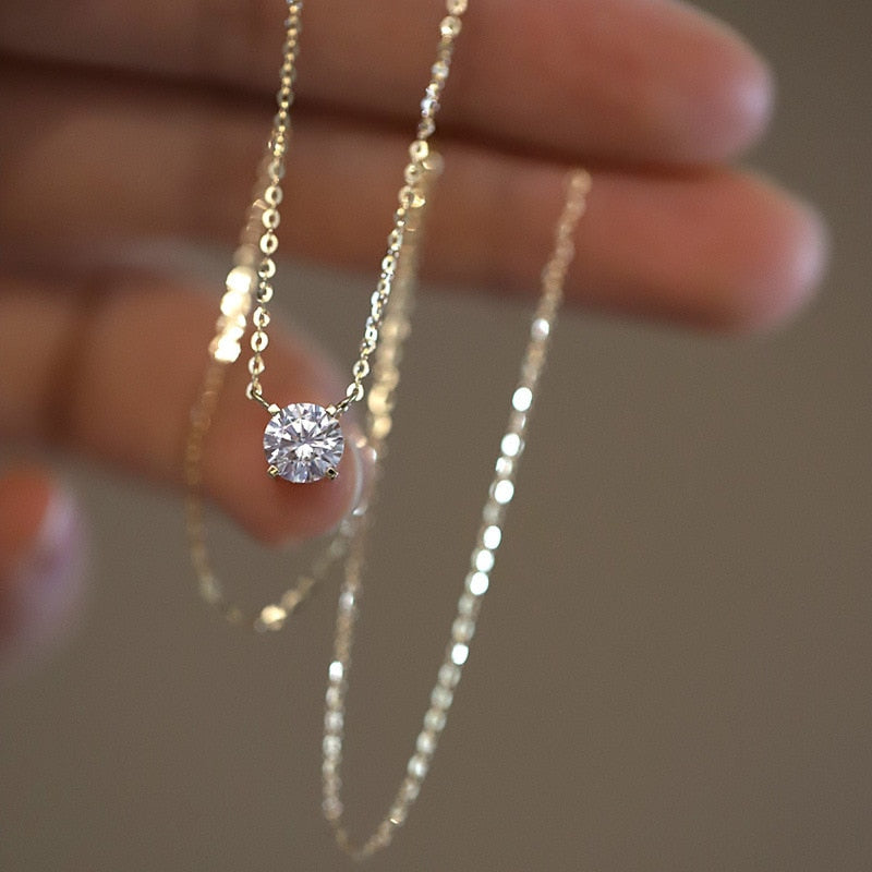 Women’s diamond necklace 