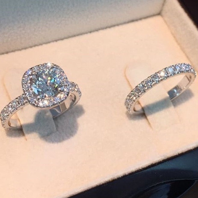 Women’s diamond engagement set