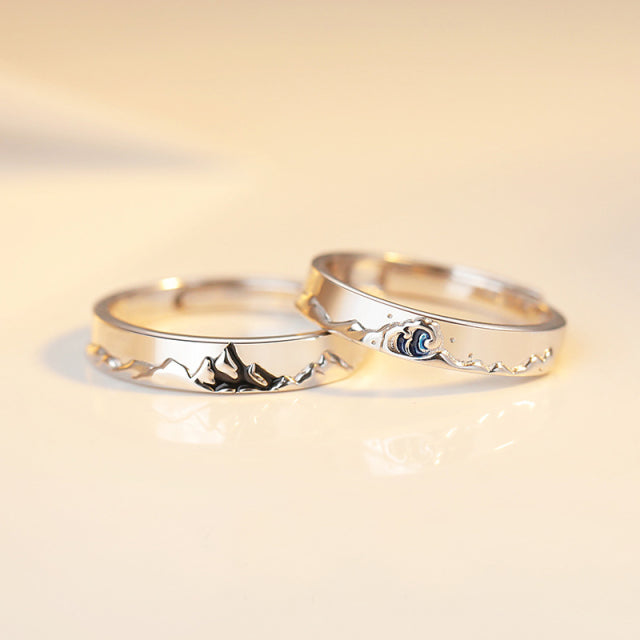 Couple’s matching ring set