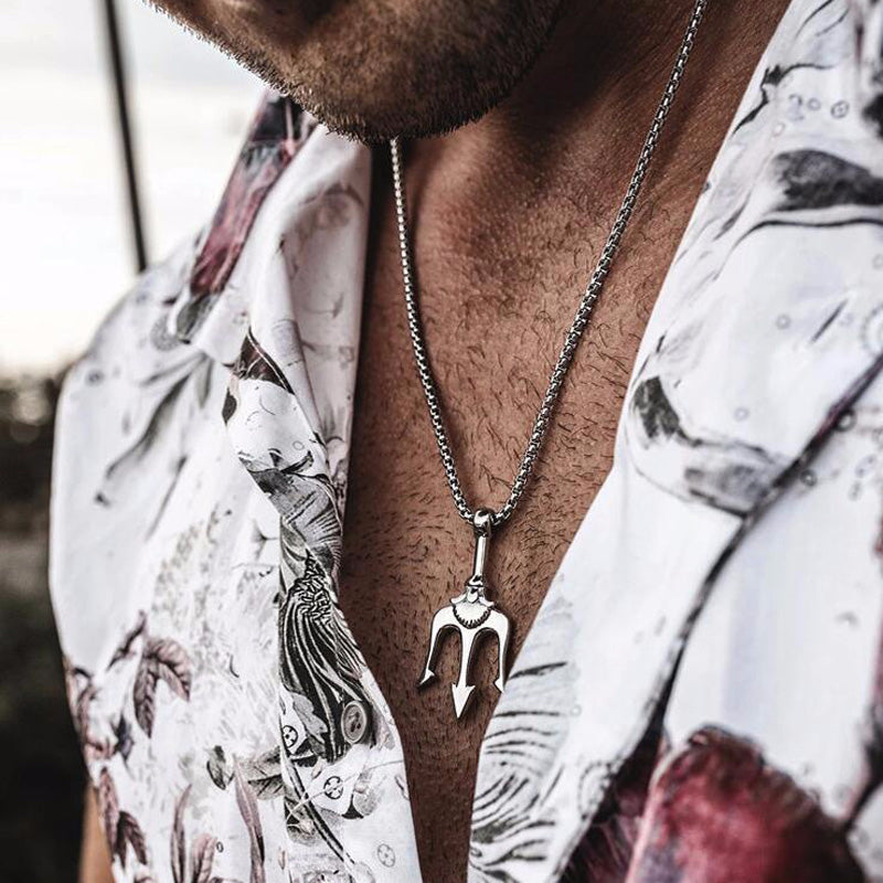 Men triton necklace